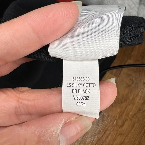 Banana republic 100% cotton SILKY COTTON LONG-SLEEVE BUTTON-DOWN SHIRT - Picture 5 of 5